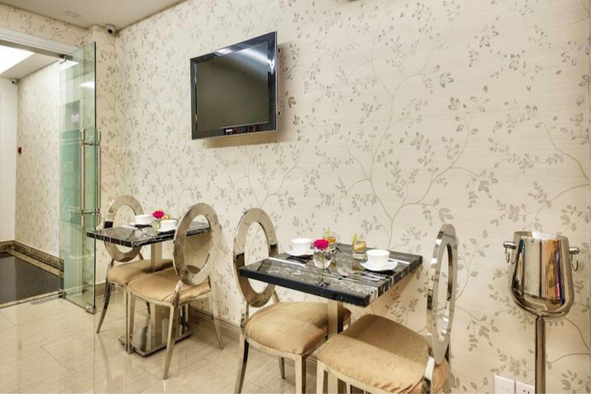 Hong Vina Hotel Ho Chi Minh City Exterior photo